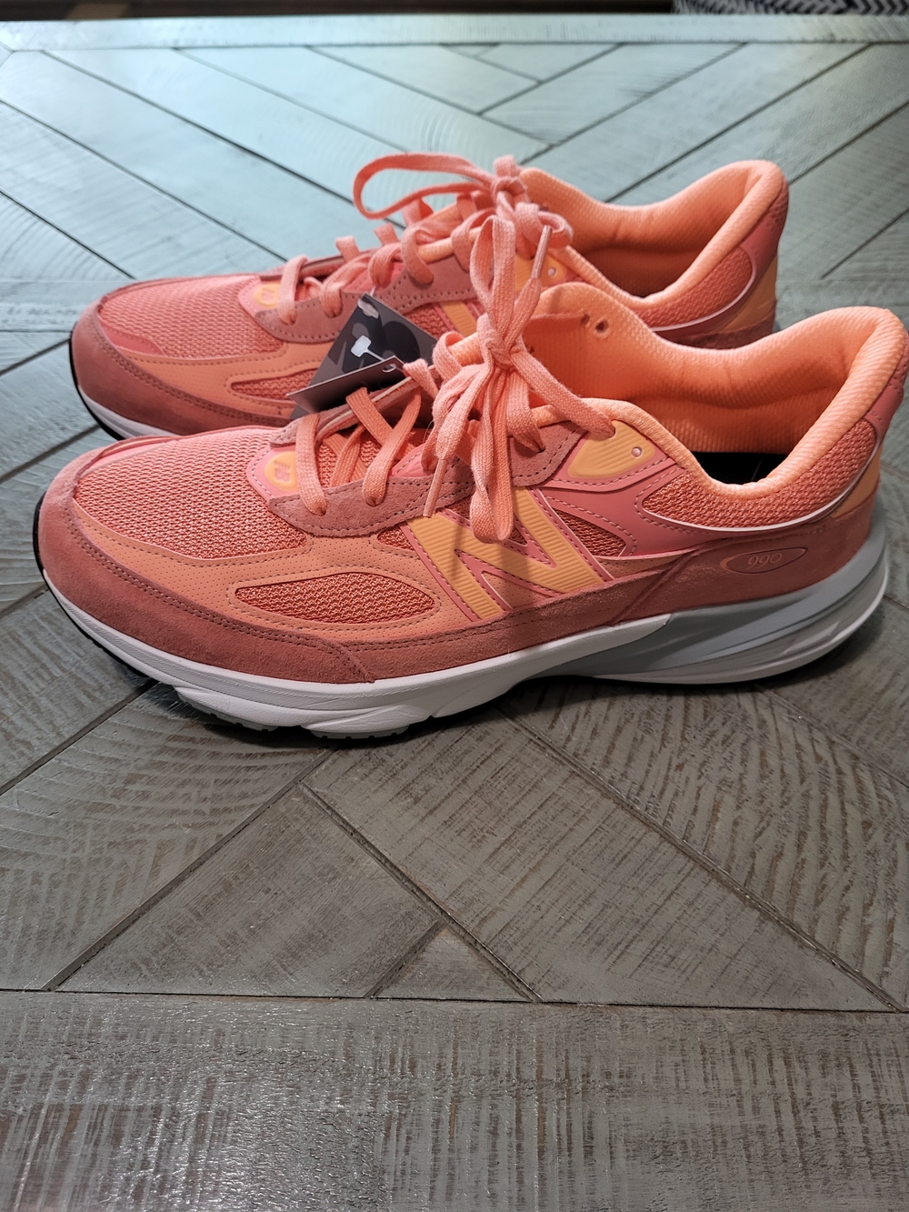 New Balance Men's 990v6 Athletic Sneakers Coral Peach Made In USA - Picture 4 of 9